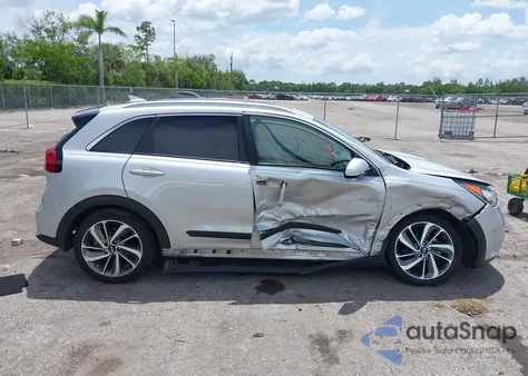 2018 Kia Niro Touring z USA, uszkodzony, nr VIN KNDCE3LC6J5116877